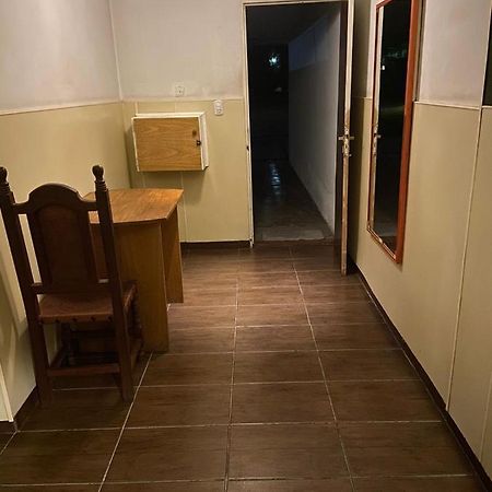 Hotel-Alojamiento Candilejas Parana Bagian luar foto